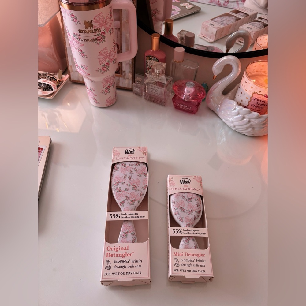Limited edition LoveShackFancy Wet Brush
